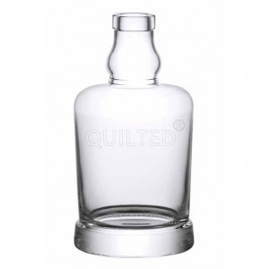 Bulk 700 ml empty liquor glass whisky bottle with lid