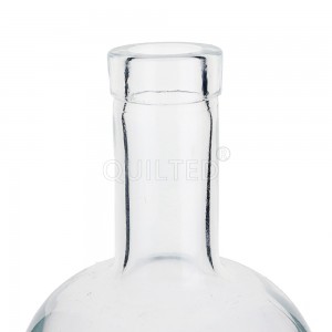China 700 ml round liquor glass gin bottle with lid