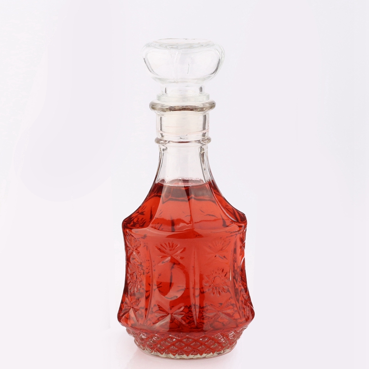 China Factory for Fireball Small Bottle - 500ml Shaped Wine Glass Bottle – QLT