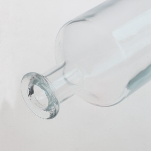 700ml Clear Round Shape Liquor Glass Bottle
