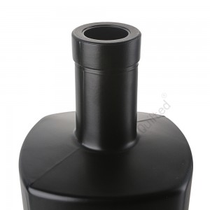 750 ml matte black liquor glass bottle with cork