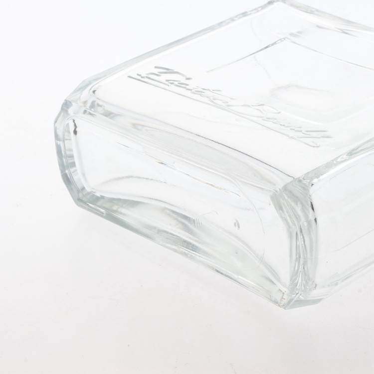 New Arrival China Small Tequila Bottles -
700ml Square Wine Glass Bottle – QLT detail pictures