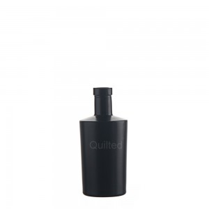 250 ml matte black and clear liquor glass bottle with cork