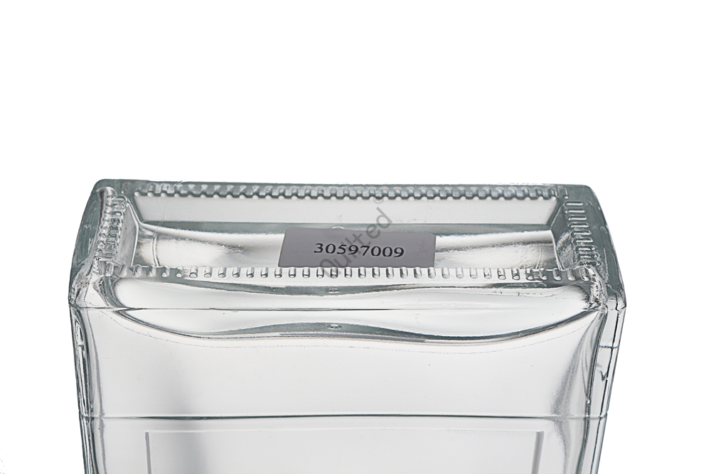 China Wholesale Different Liquor Bottles Quotes Pricelist-
700 ml flat shape liquor glass vodka bottle with cork – QLT detail pictures