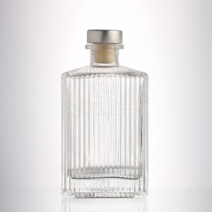 China factory 500ml square liquor clear glass whsiky bottle