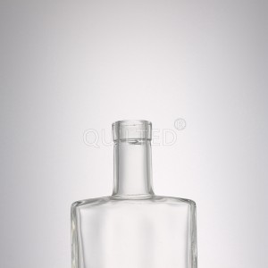Factory wholesale Big flat Square Liquor glass vodka Bottles – Flat square shape – QLT