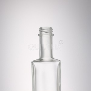 250 ml square shape liquor glass vodka bottle