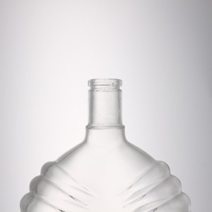 700 ml liquor clear flat glass bottle