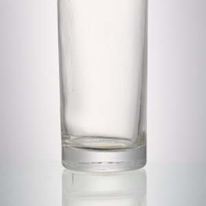 custom 700 ml glass bottle with cork stopper