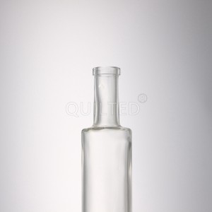 Design 200 ml round liquor glass vodak bottle with lid