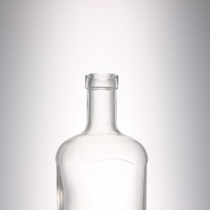 750 ml clear glass liquor wine bottle