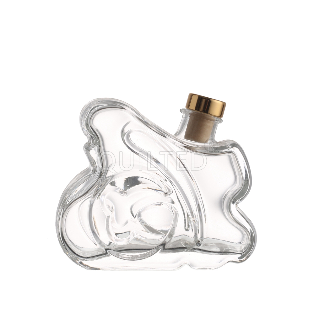 200 ml liquor bottle