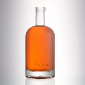 500 ml clear liquor vodka glass bottle with cork