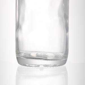 750 ml liquor glass bottle with handle