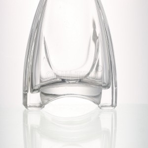 Small 250 ml special shape liquor glass gin bottle