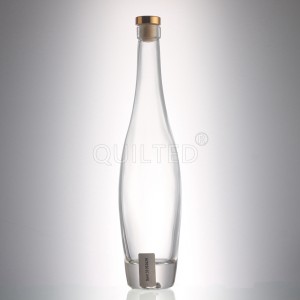 China Design 500 ml clear liquor ice wine glass bottle