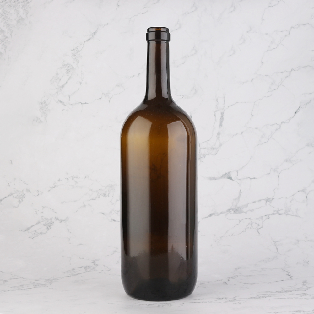 China Wholesale Mexican Liquor Bottles Quotes Pricelist-
Bulk 1500 ml red wine glass bottle with cork – QLT detail pictures