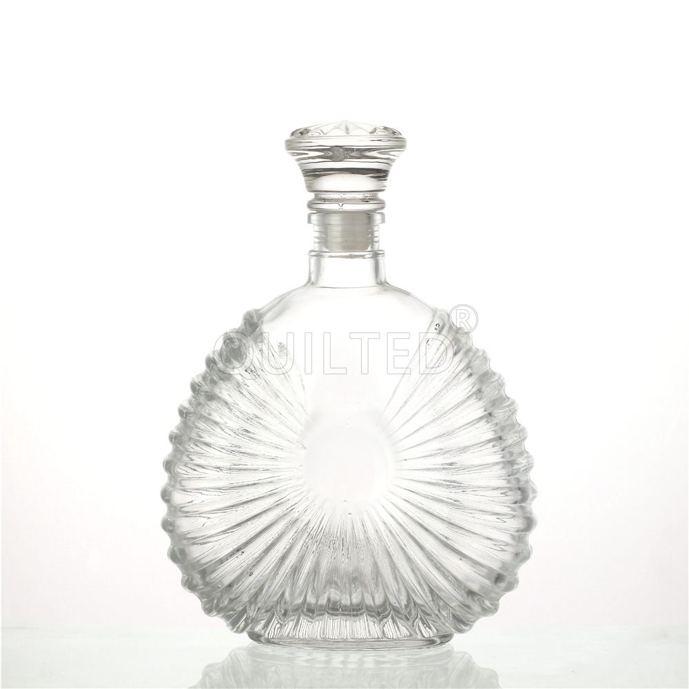 700 ml liquor bottle 