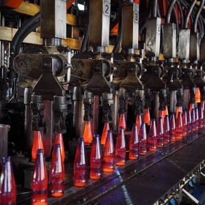 750ml Antique Green Cork Finish Wine Bottles