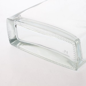 700ml Clear Flat Square Shape Liquor Bottle with Screw Top